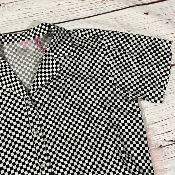 NWT Terez Short Sleeve Button Down in Racing Check - Picture 8 of 10